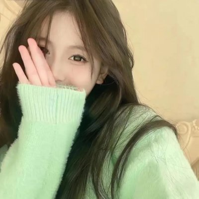 9顶假发的女孩